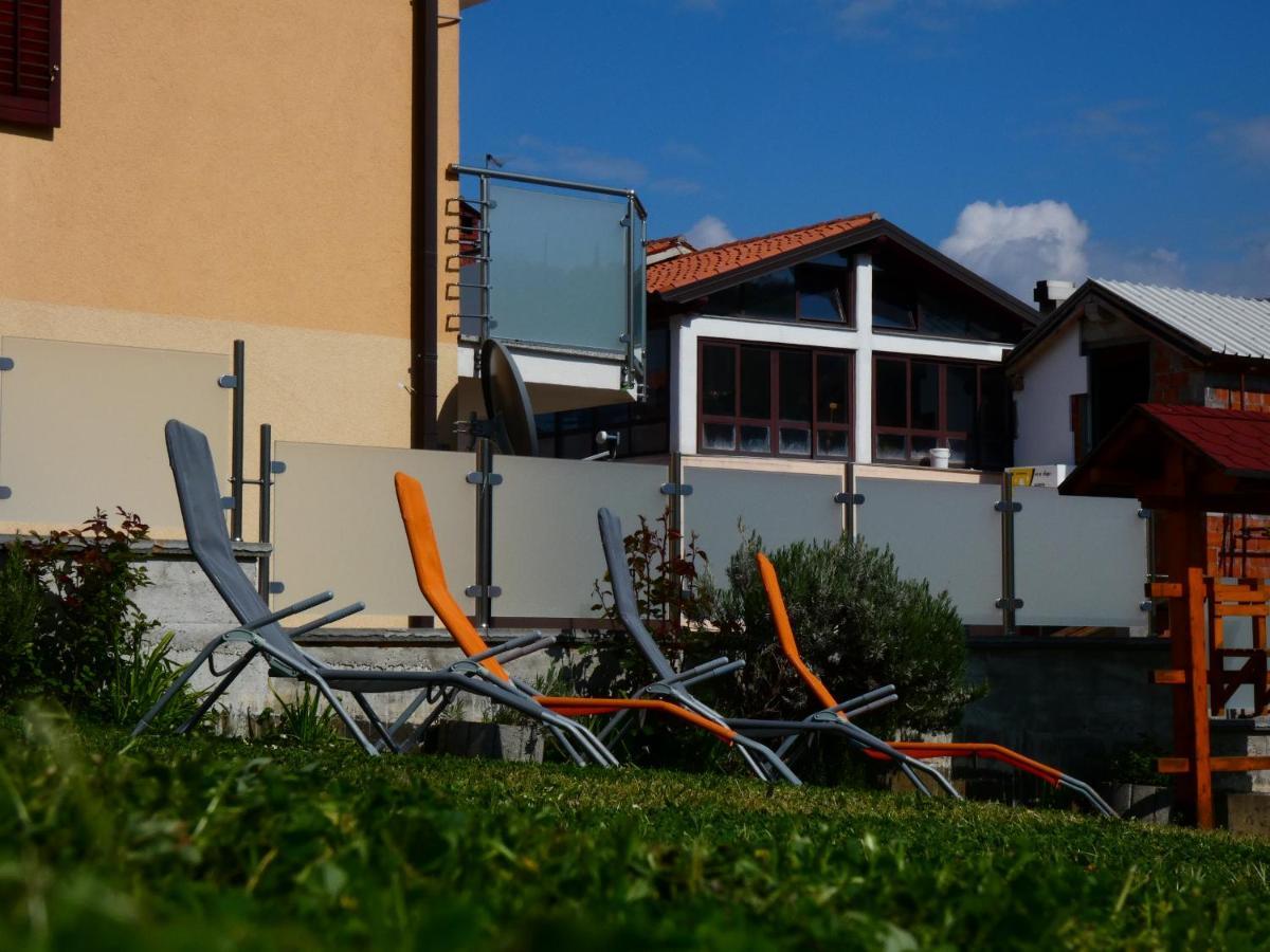 Apartment & Olive Oil Valuma 科佩尔 外观 照片