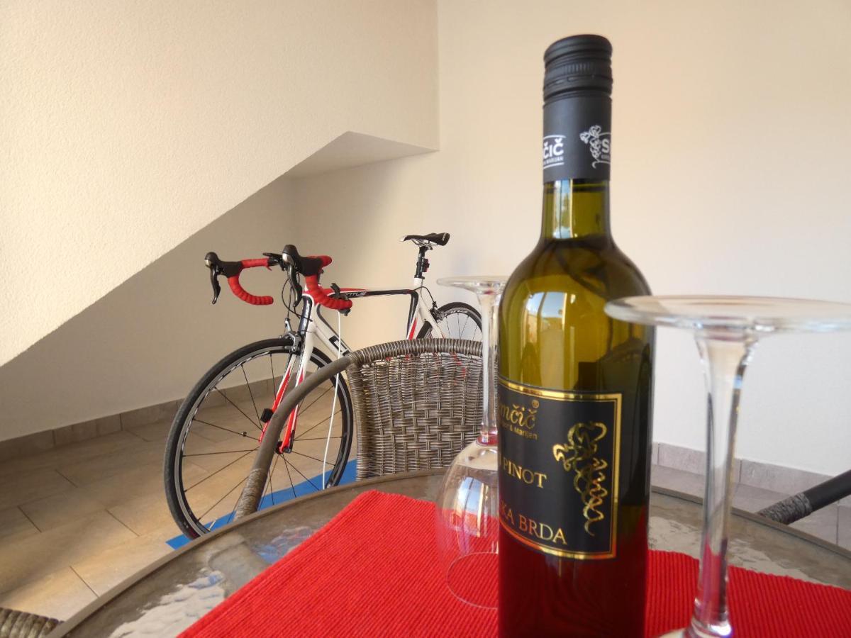 Apartment & Olive Oil Valuma 科佩尔 外观 照片